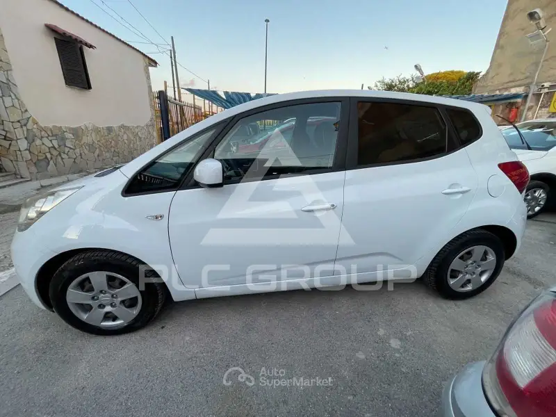 2012 KIA Venga