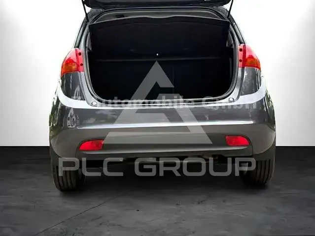 2012 KIA Venga