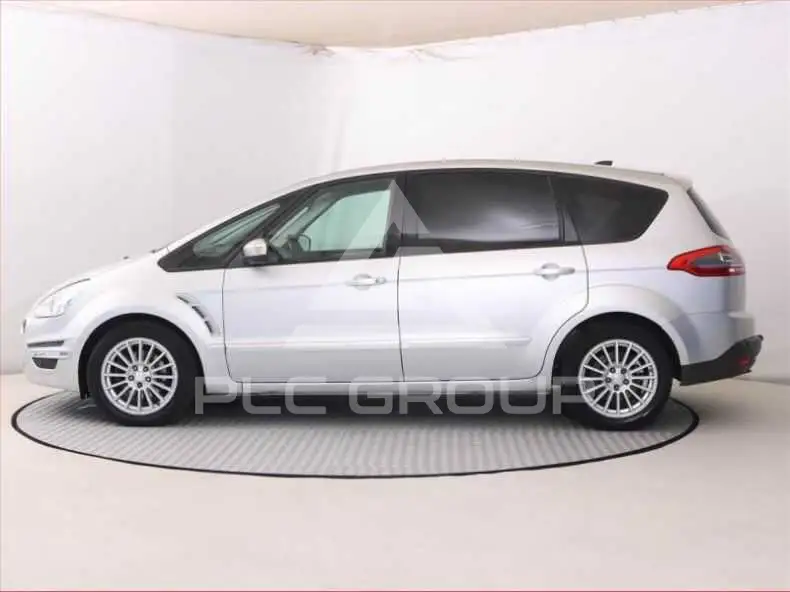 2012 Ford S-Max
