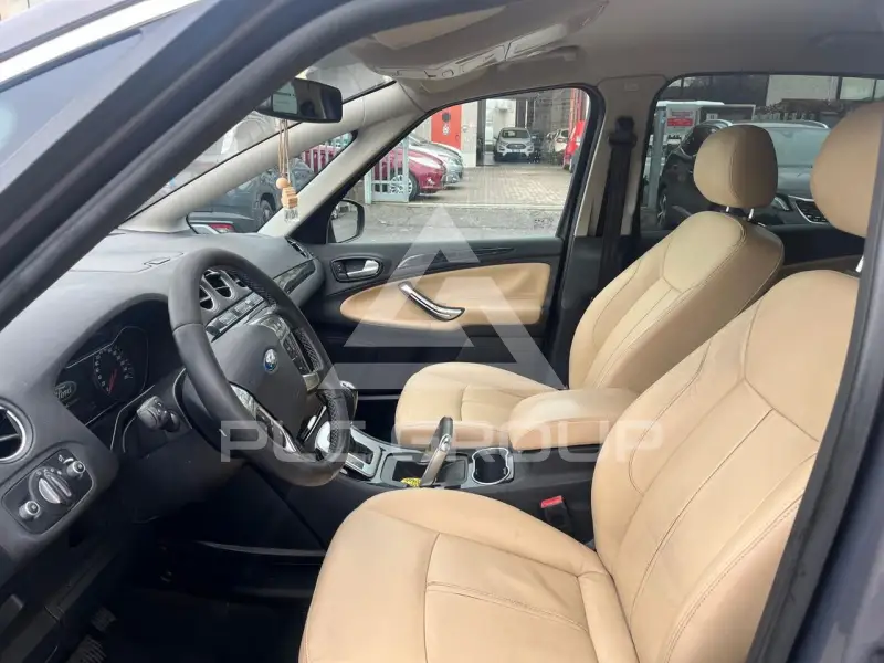 2012 Ford S-Max