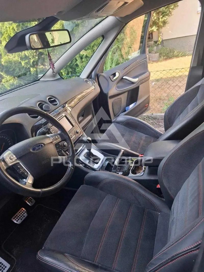 2012 Ford S-Max
