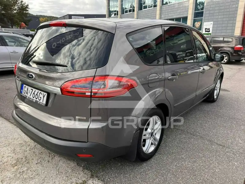 2012 Ford S-Max