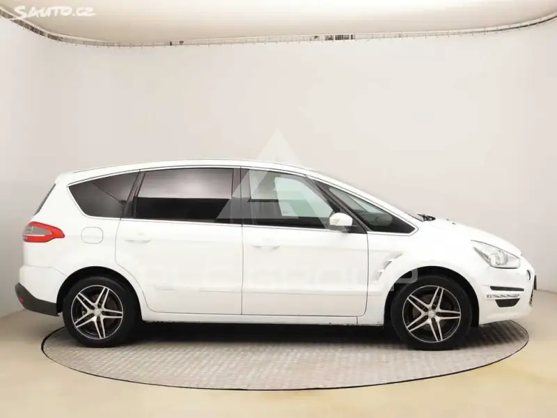 2012 Ford S-Max