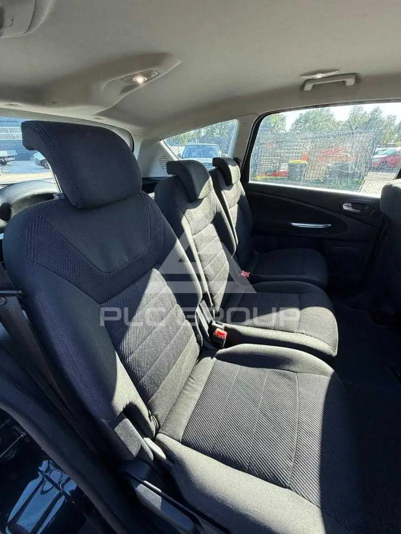 2012 Ford S-Max