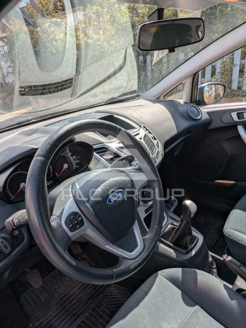2012 Ford FIESTA