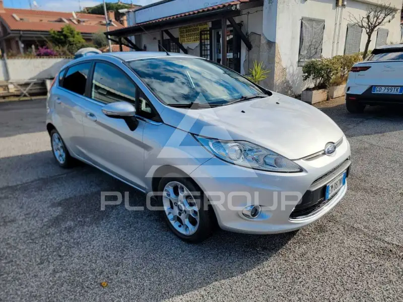 2012 Ford FIESTA
