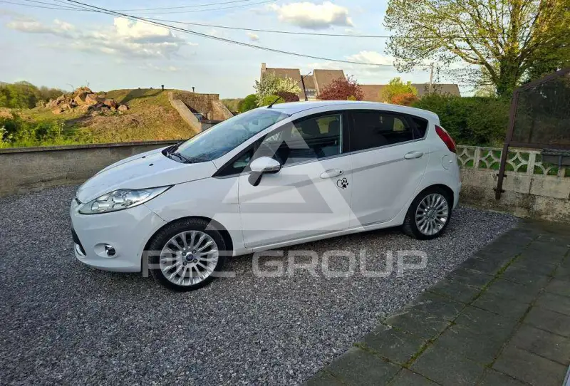 2012 Ford FIESTA
