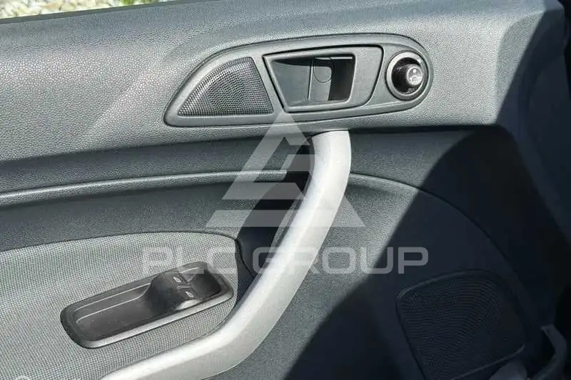 2012 Ford FIESTA