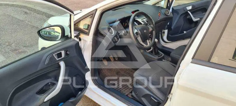 2012 Ford FIESTA