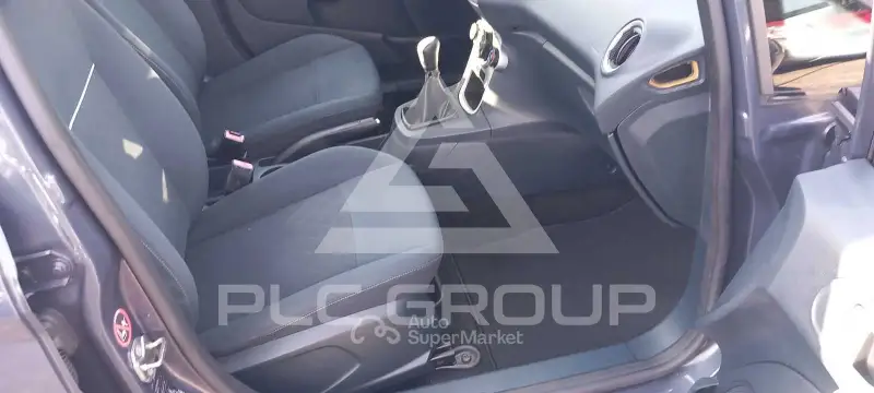 2012 Ford FIESTA