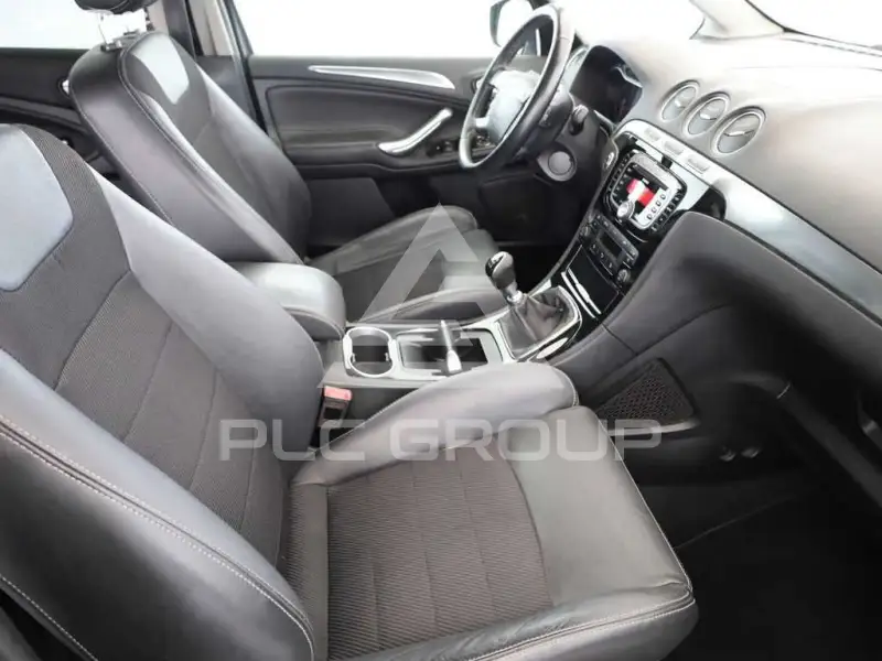 2012 Ford GALAXY