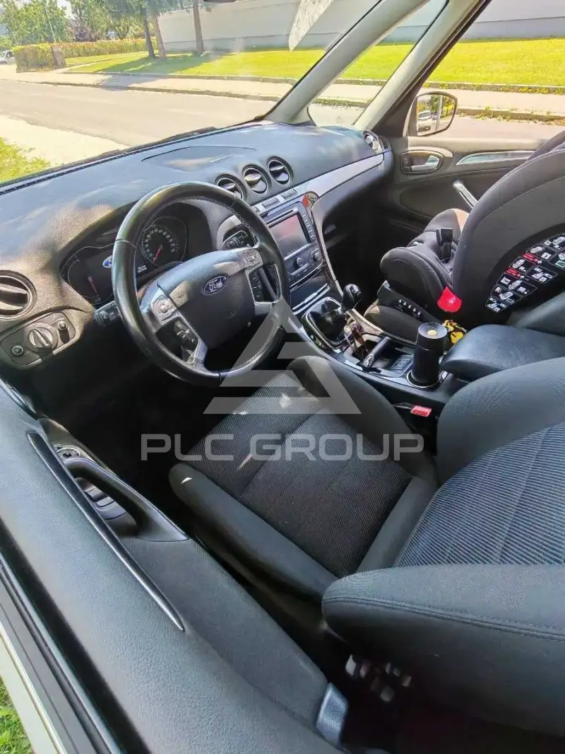 2012 Ford GALAXY