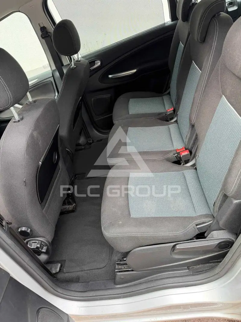 2012 Ford GALAXY