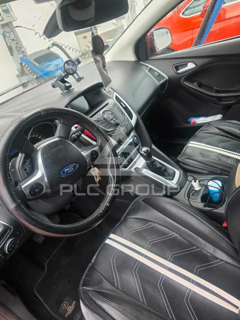 2012 Ford FOCUS