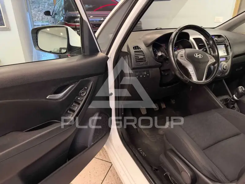 2012 Hyundai IX20