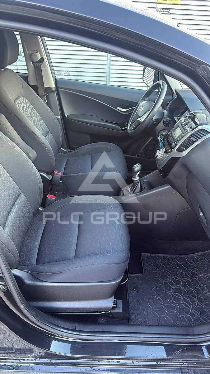 2012 Hyundai IX20