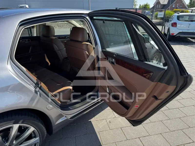 2012 Volkswagen PHAETON