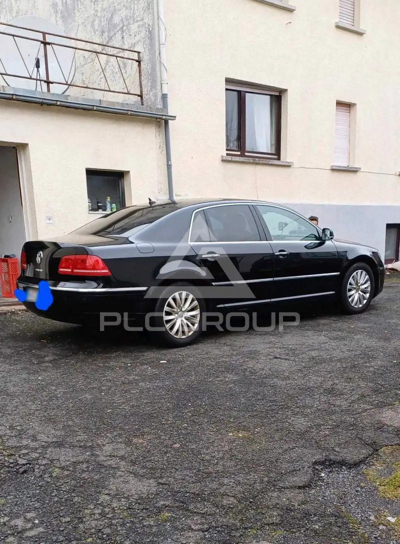 2012 Volkswagen PHAETON