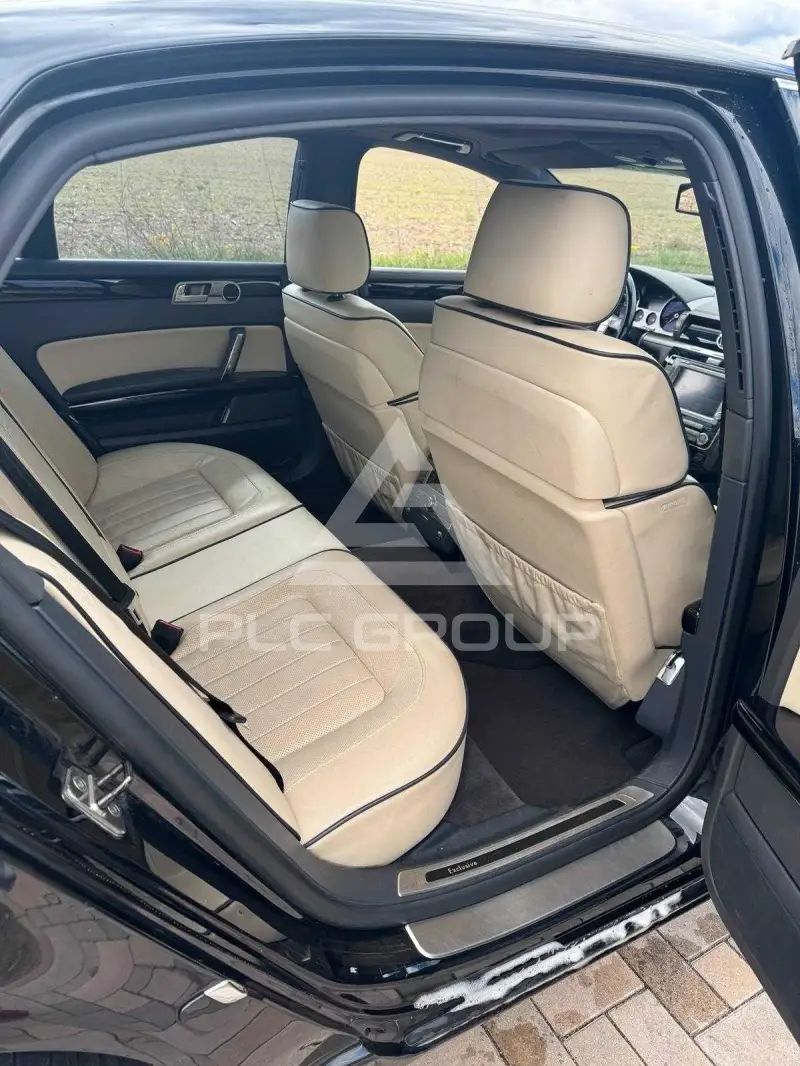 2012 Volkswagen PHAETON