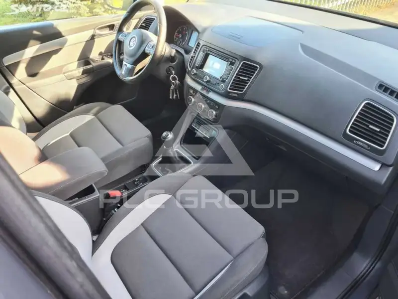 2012 Volkswagen SHARAN