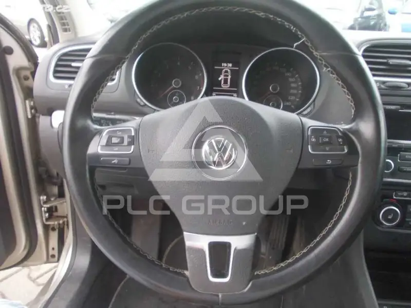2012 Volkswagen GOLF