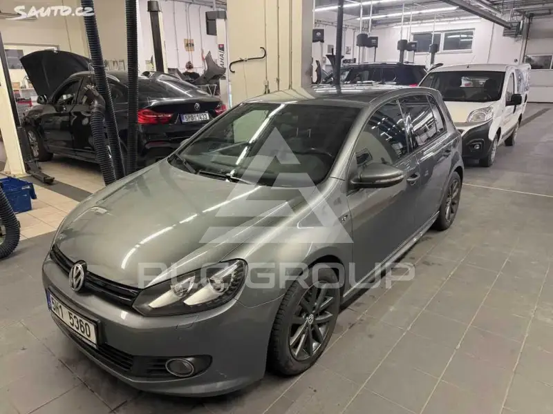 2012 Volkswagen GOLF