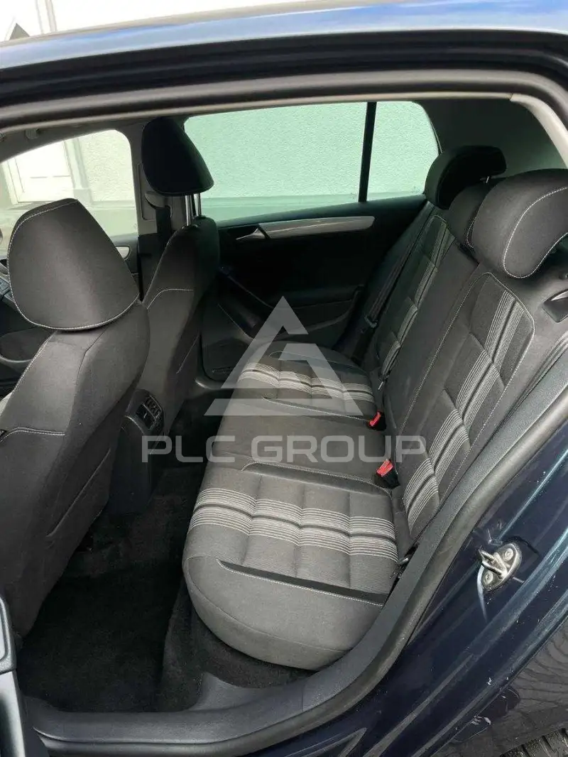 2012 Volkswagen GOLF