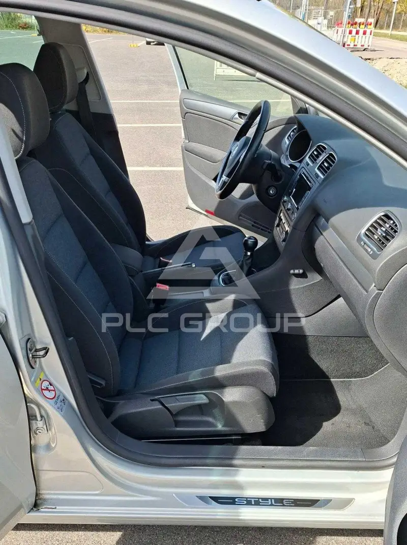 2012 Volkswagen GOLF
