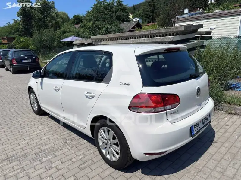 2012 Volkswagen GOLF