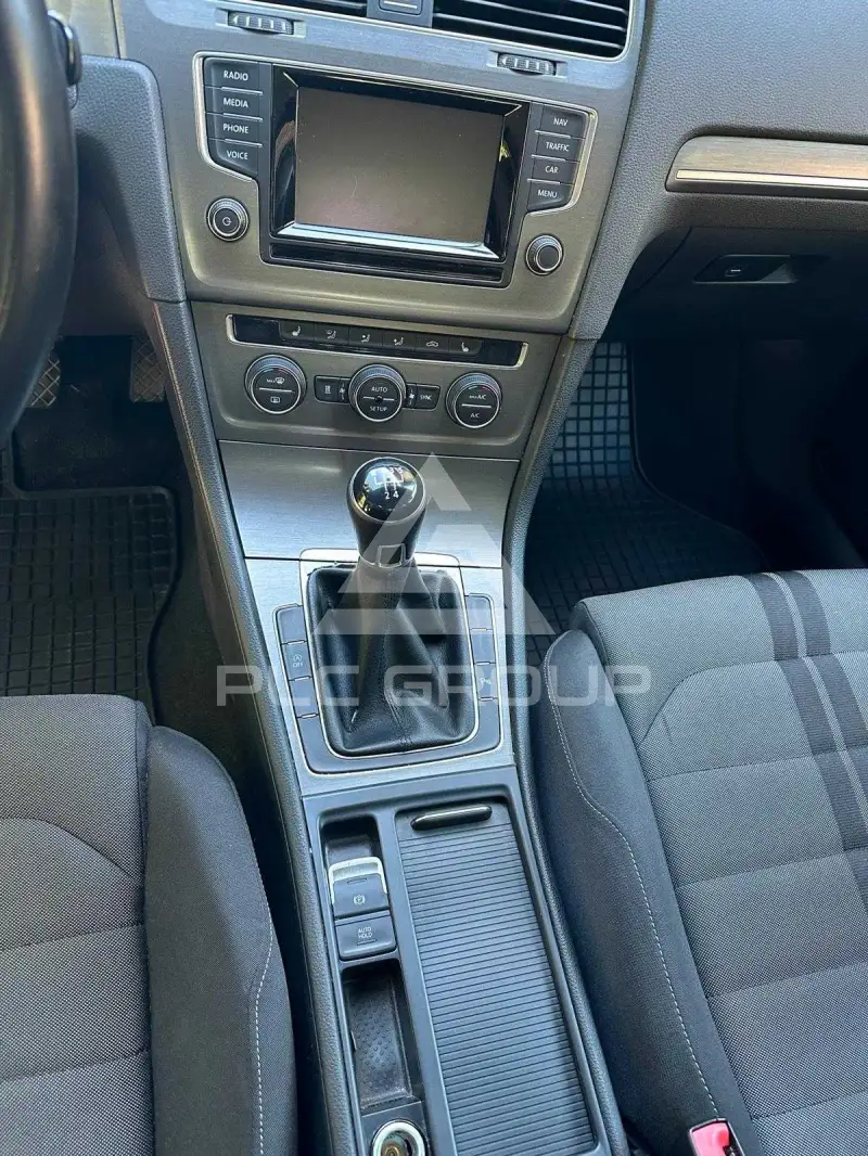 2012 Volkswagen GOLF