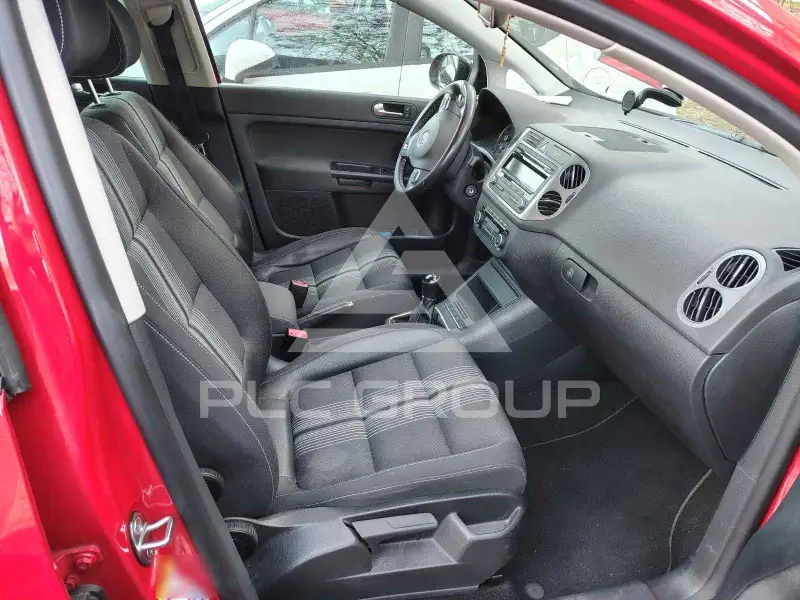 2012 Volkswagen GOLF