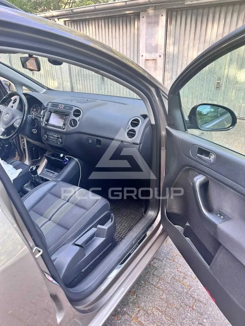 2012 Volkswagen GOLF