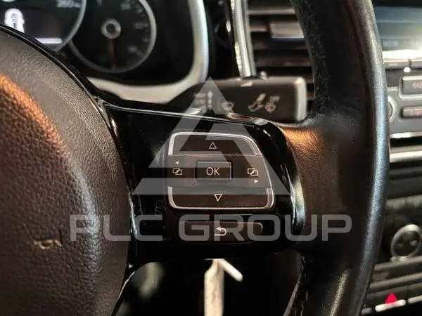 2012 Volkswagen BEETLE