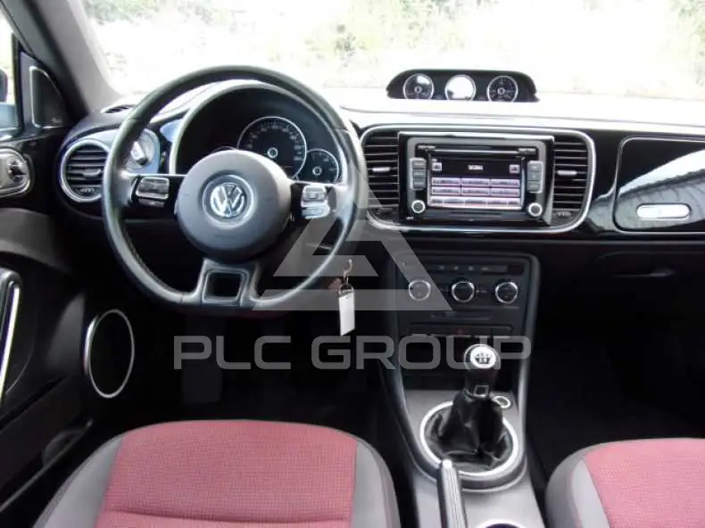 2012 Volkswagen BEETLE