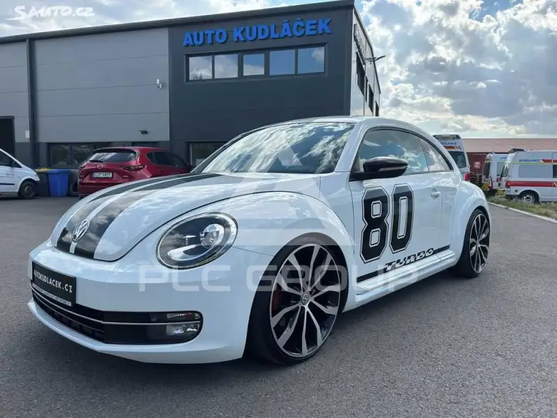 2012 Volkswagen BEETLE