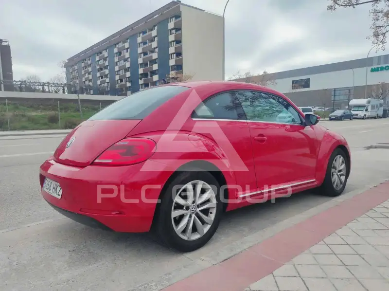 2012 Volkswagen BEETLE