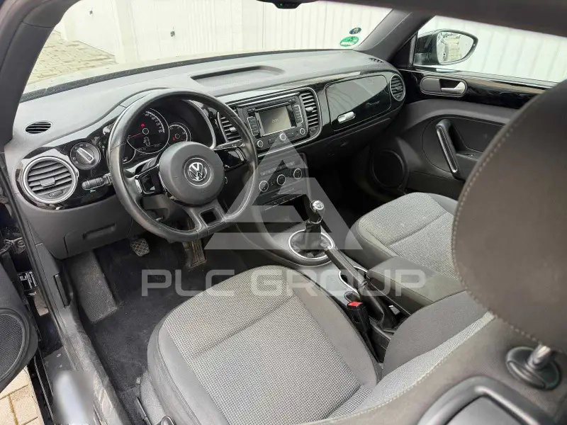 2012 Volkswagen BEETLE