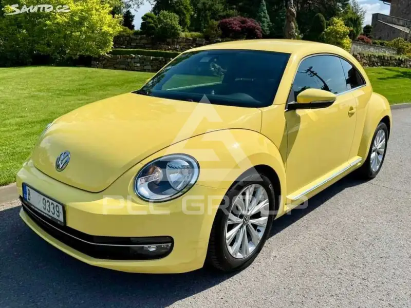 2012 Volkswagen BEETLE