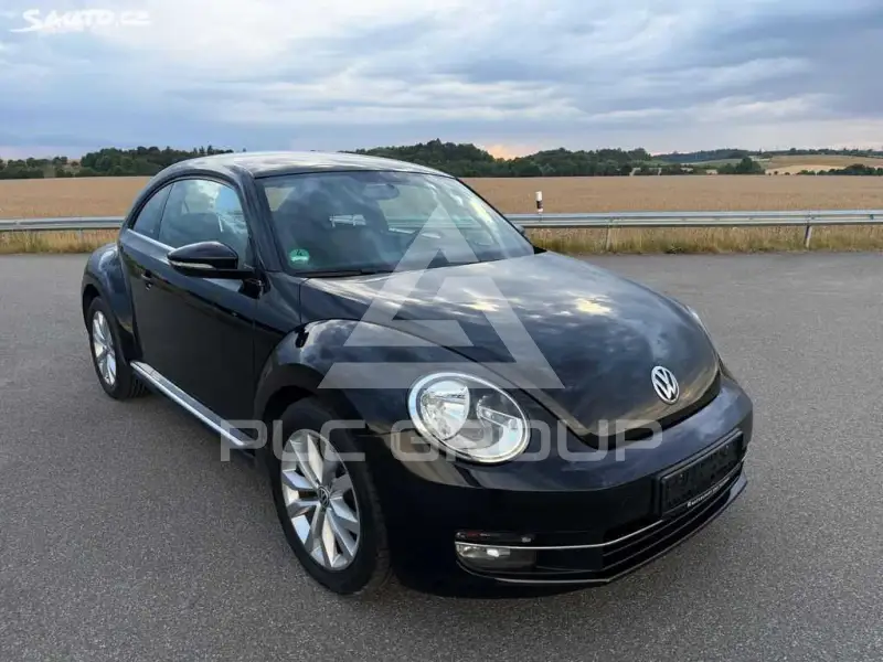 2012 Volkswagen BEETLE