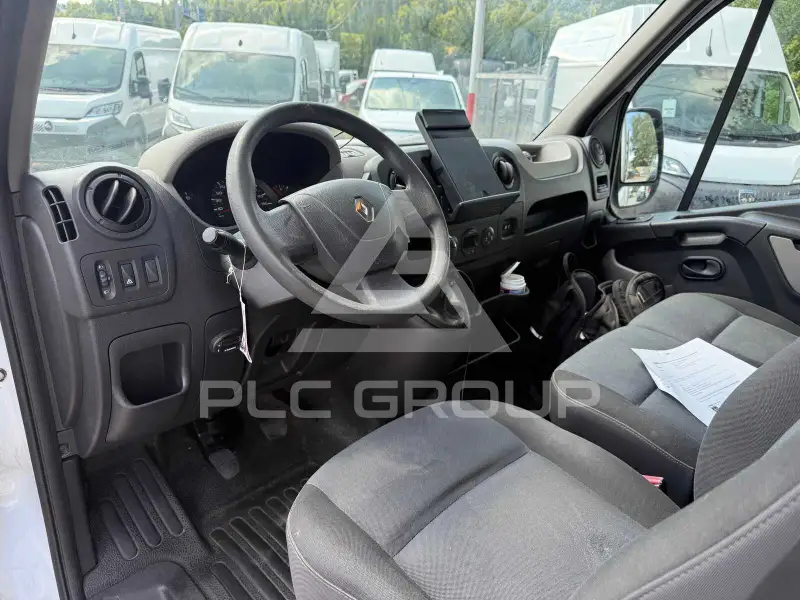 2012 Renault Master