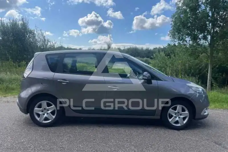2012 Renault Scenic