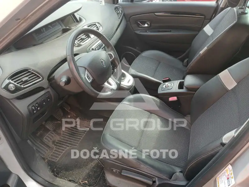 2012 Renault Scenic