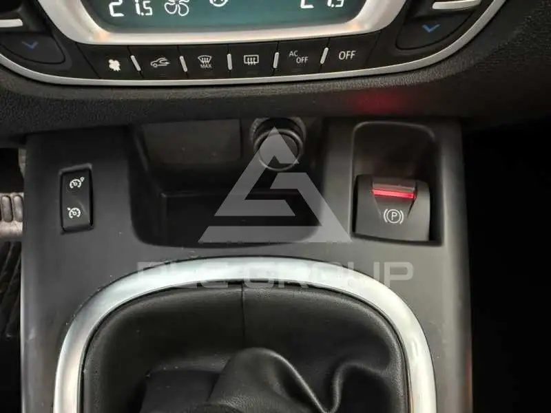 2012 Renault Scenic