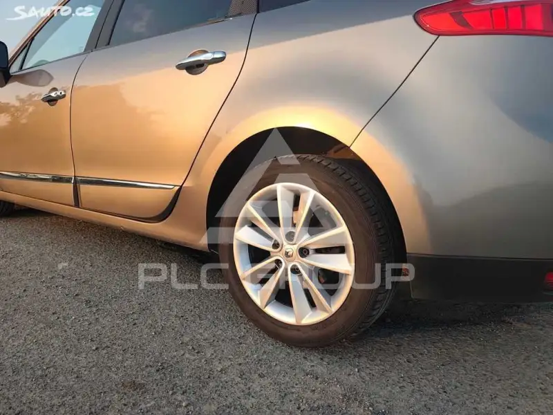 2012 Renault Scenic