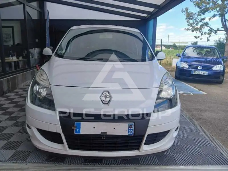 2012 Renault Scenic