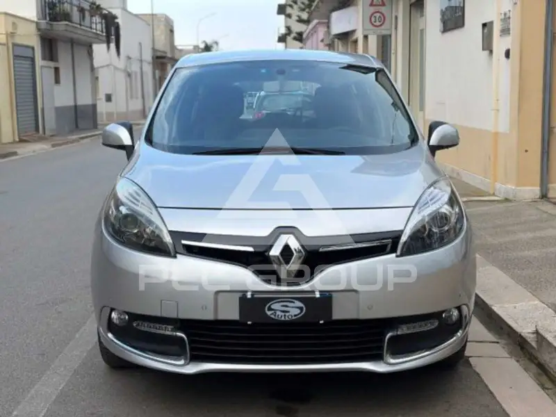 2012 Renault Scenic