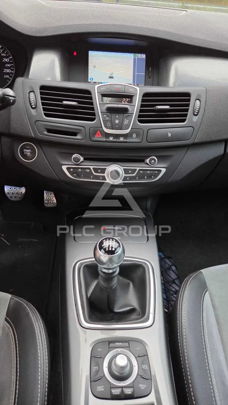 2012 Renault Laguna