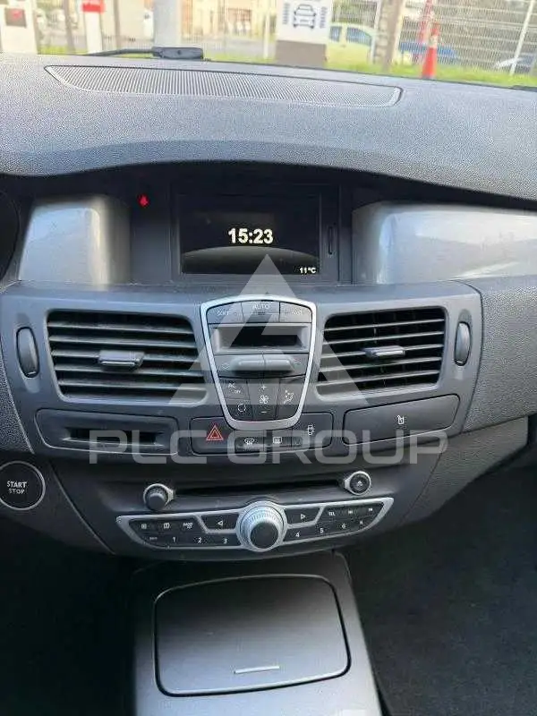 2012 Renault Laguna