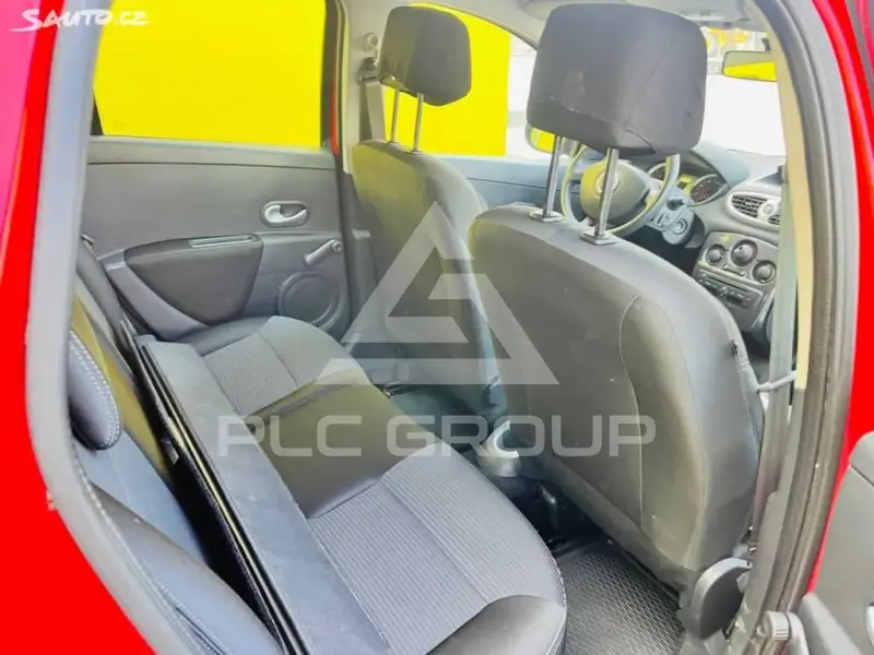 2012 Renault Clio