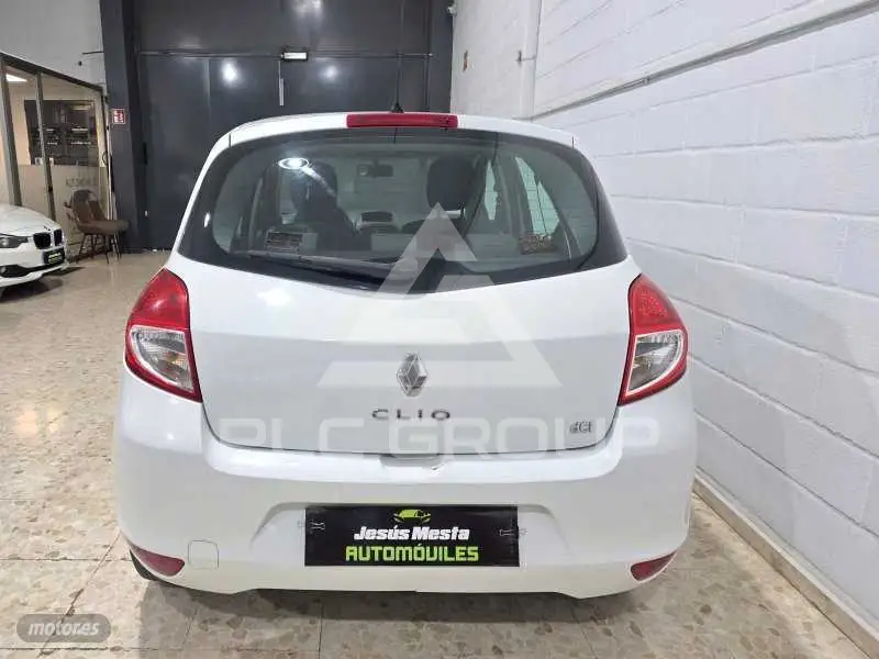 2012 Renault Clio